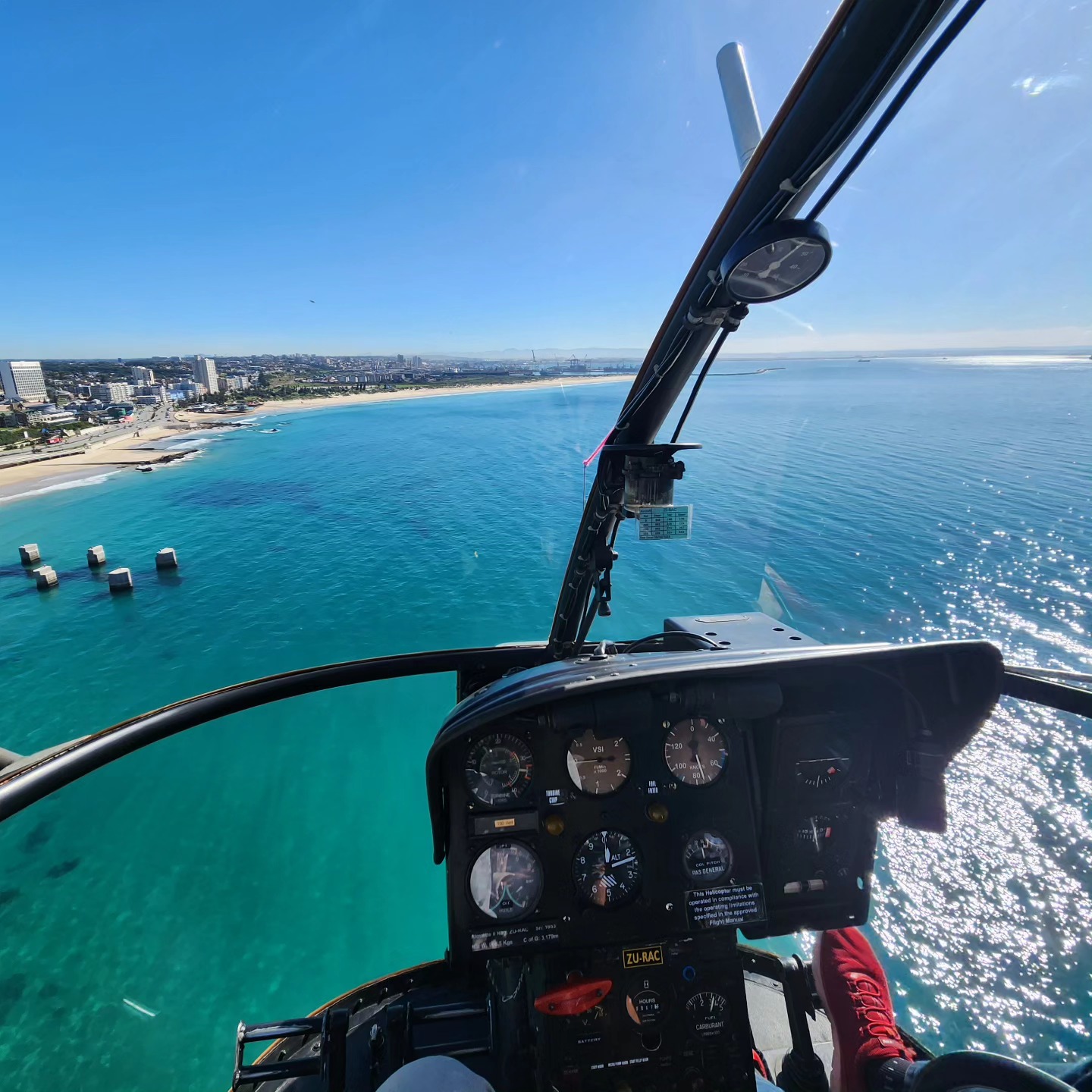 Helipilot helicopter training and scenic flight photo 1