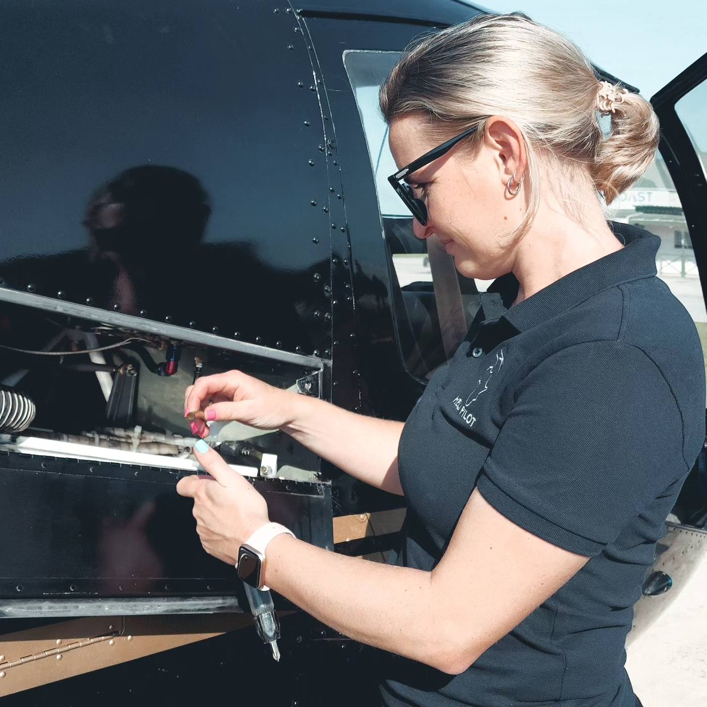 Helipilot helicopter training and scenic flight photo 22