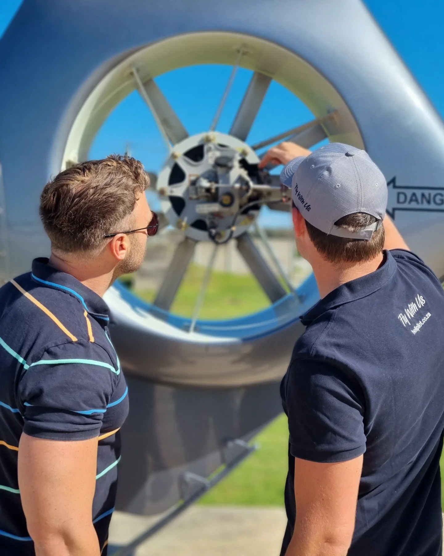Helipilot helicopter training and scenic flight photo 24