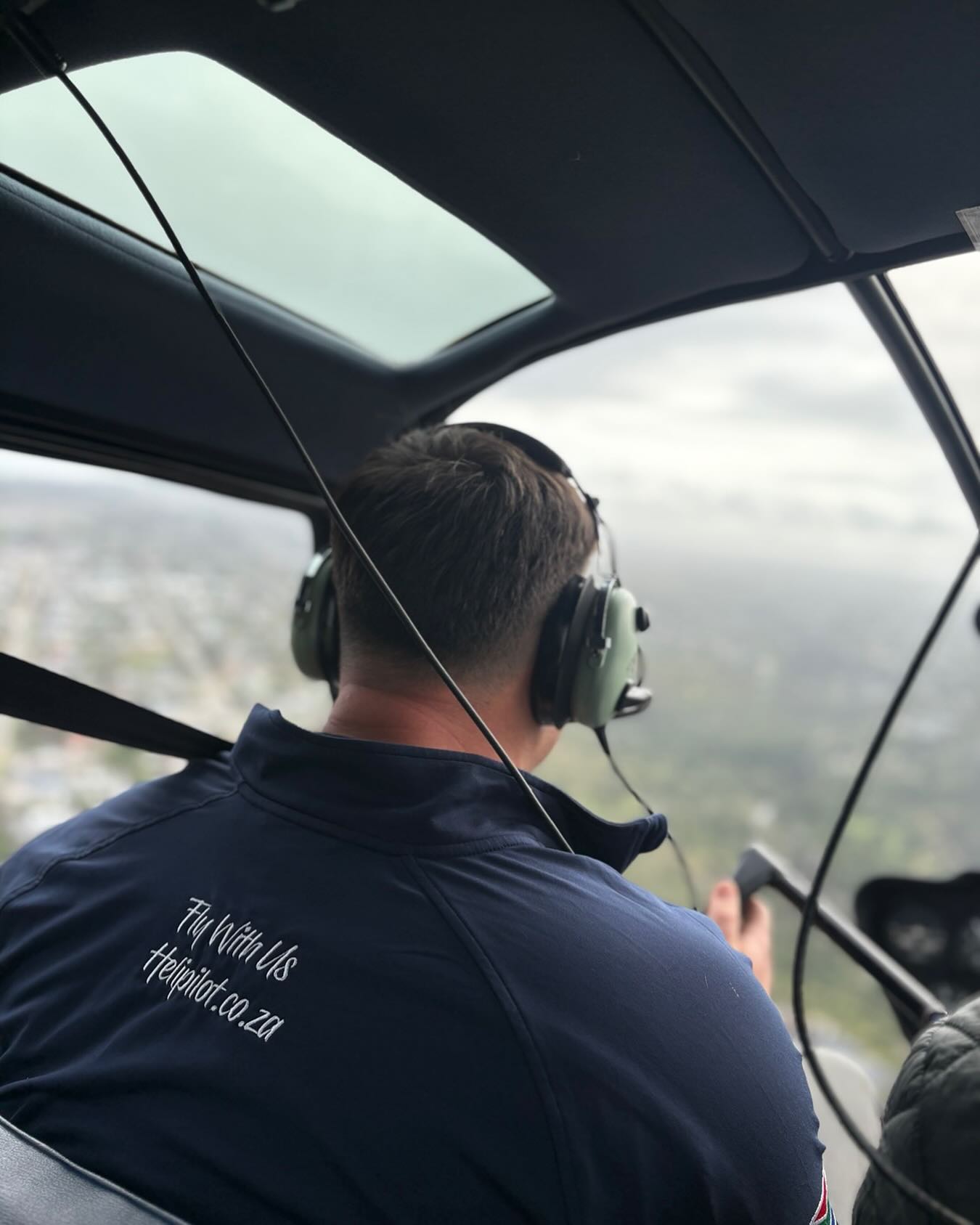 Helipilot helicopter training and scenic flight photo 26
