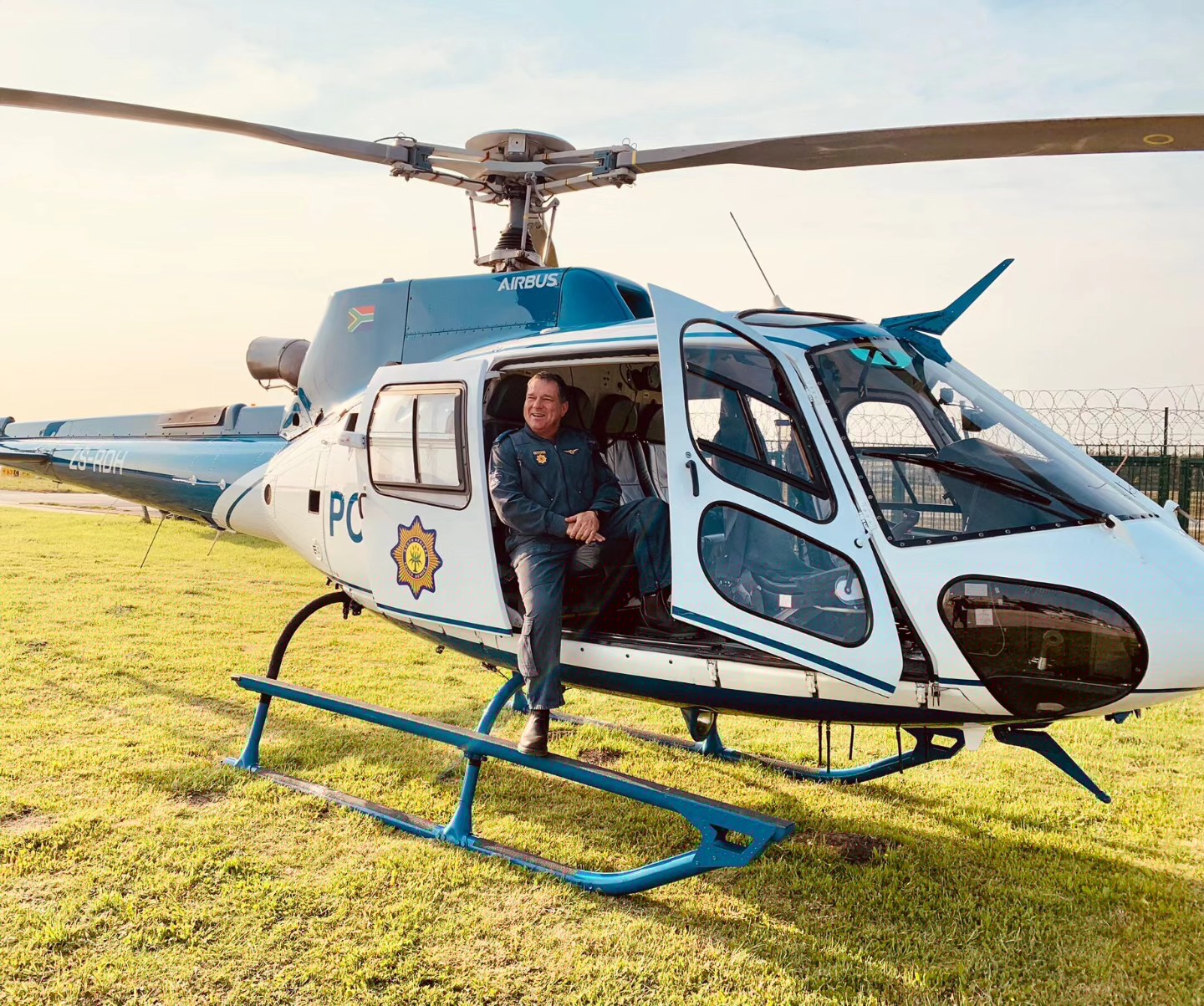 Helipilot helicopter training and scenic flight photo 33