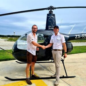 Read more about the article Well done to Warren Tarboton (S.African) who went Solo on 28 October 2021